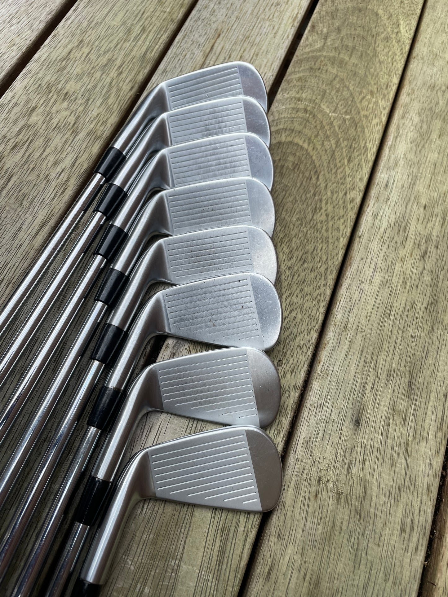 Titleist 714/712 MB Irons 3-PW