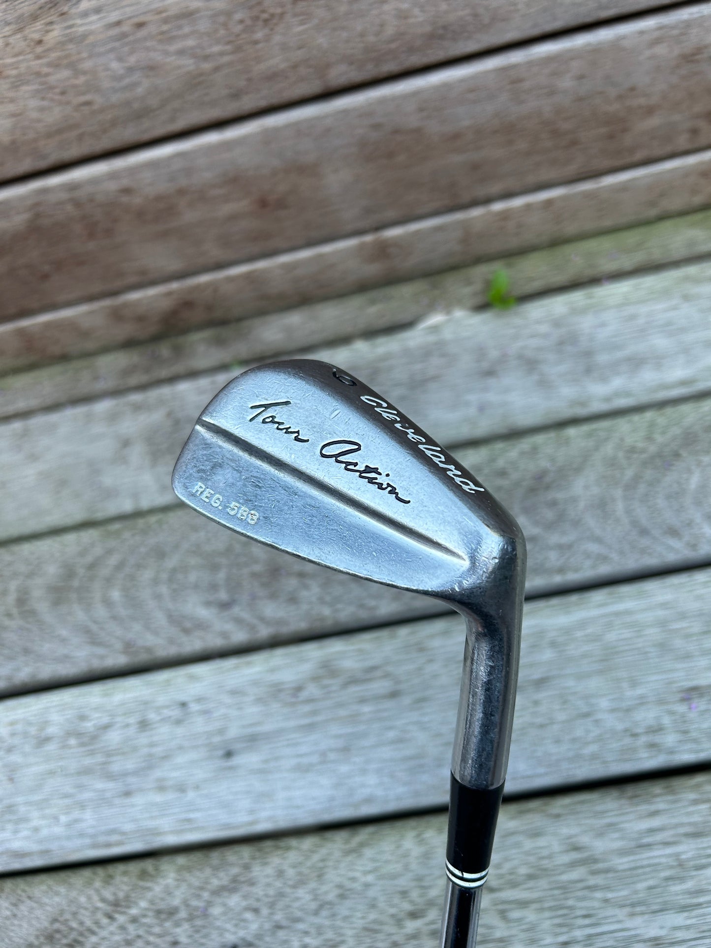 Cleveland Tour Action 9 iron