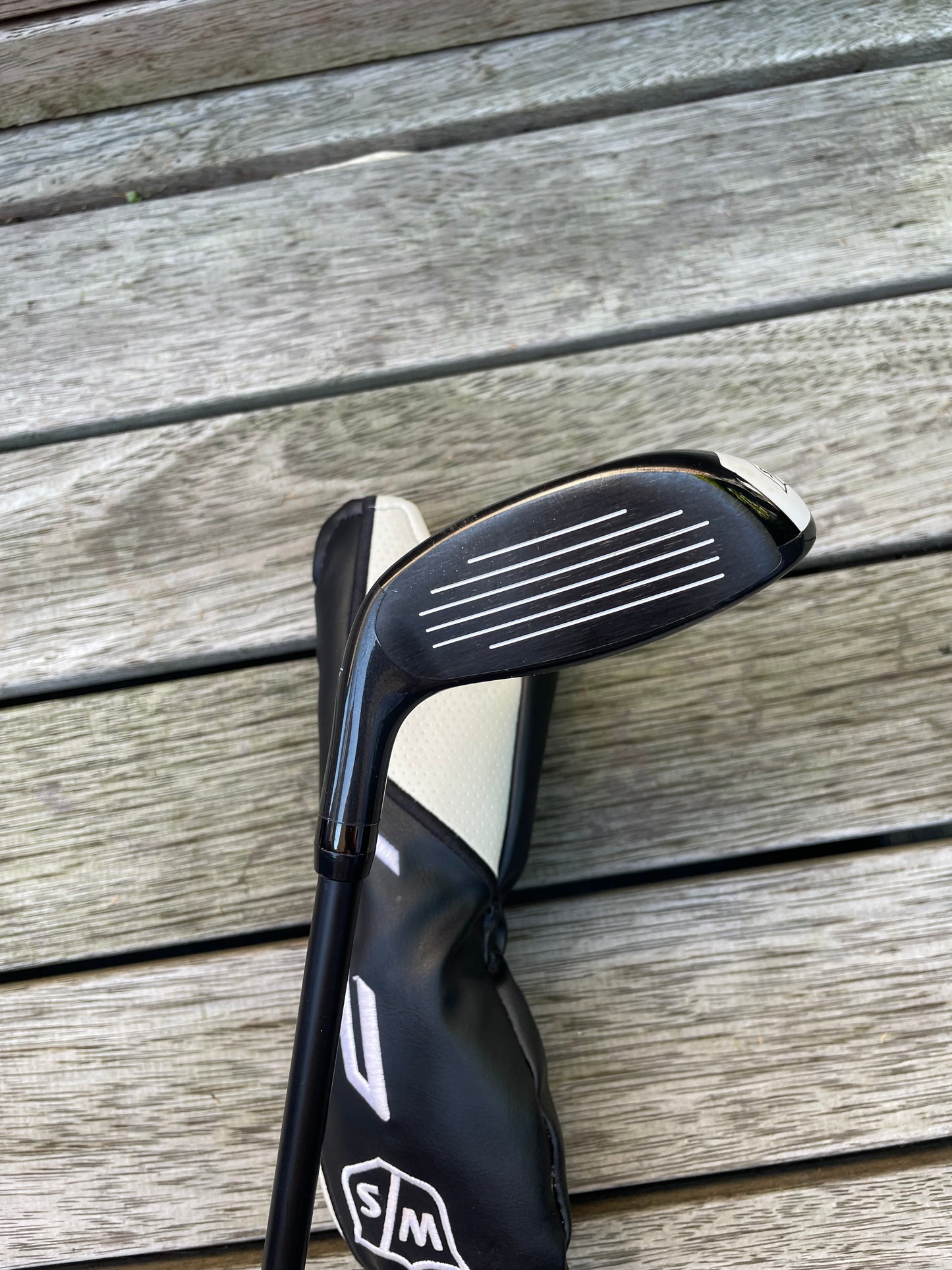 Wilson Staff Launch pad 4 Hybrid